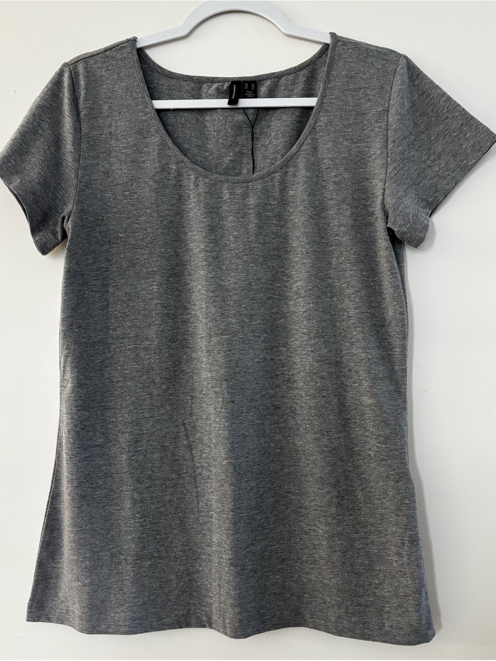 Vero Moda Heather Gray Scoop Neck Short Sleeve Tee -Made in Turkey size XL